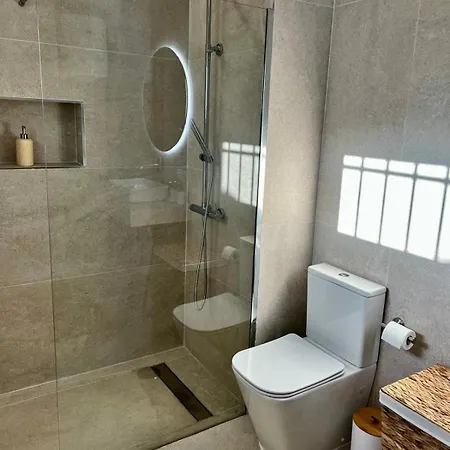 Cozy And Bright Lima アパート