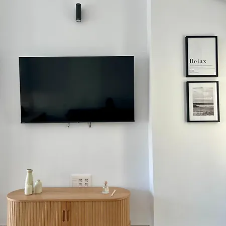 Cozy And Bright Lima * アデヘ