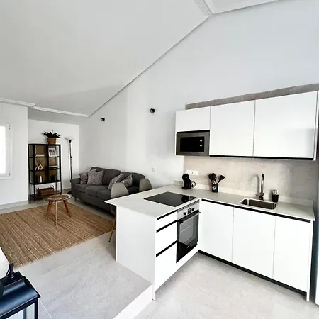 Cozy And Bright Lima アパート アデヘ